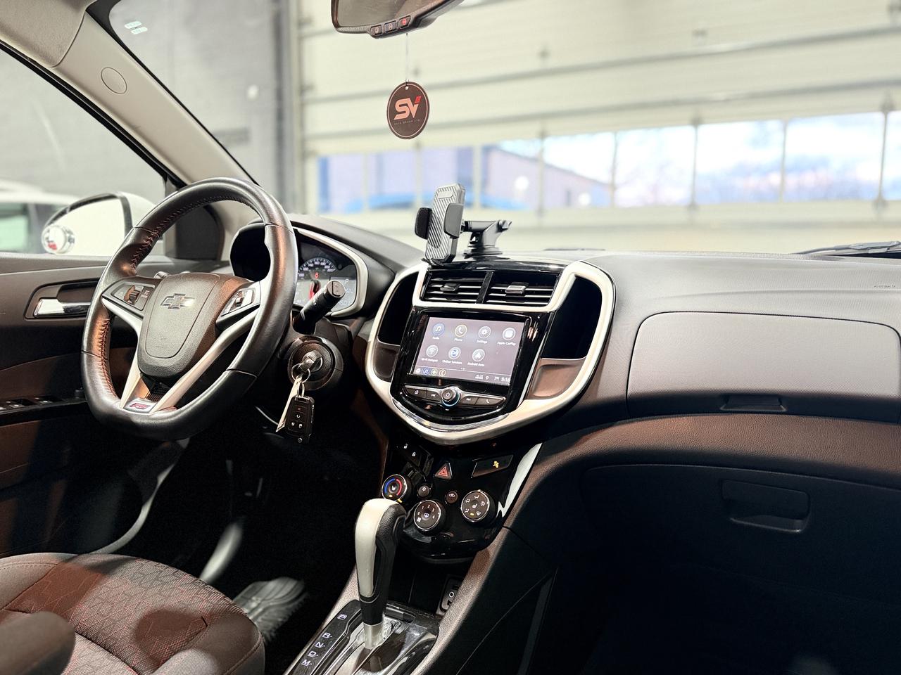 2018 Chevrolet Sonic LT  W/1SD Photo