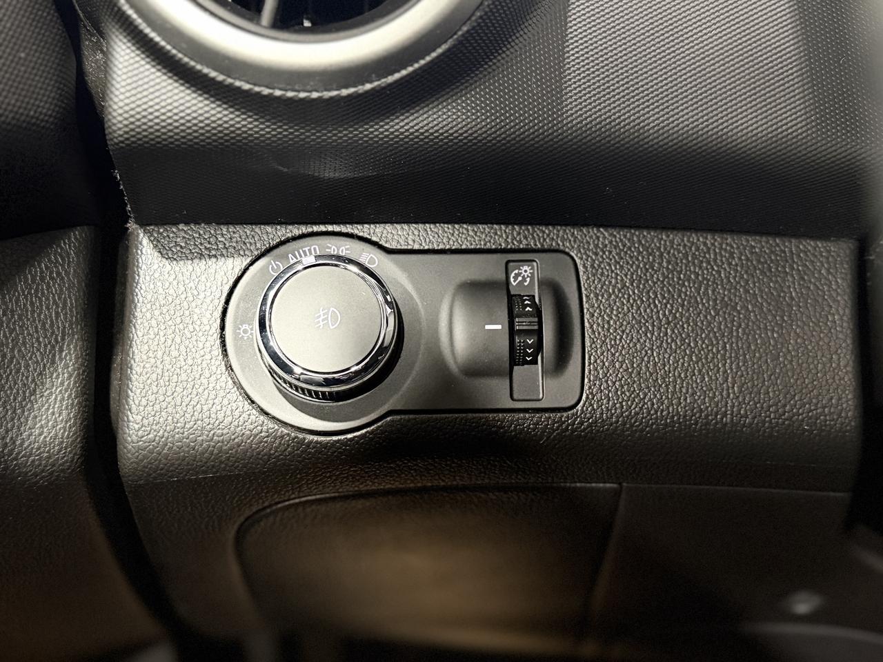 2018 Chevrolet Sonic LT  W/1SD Photo