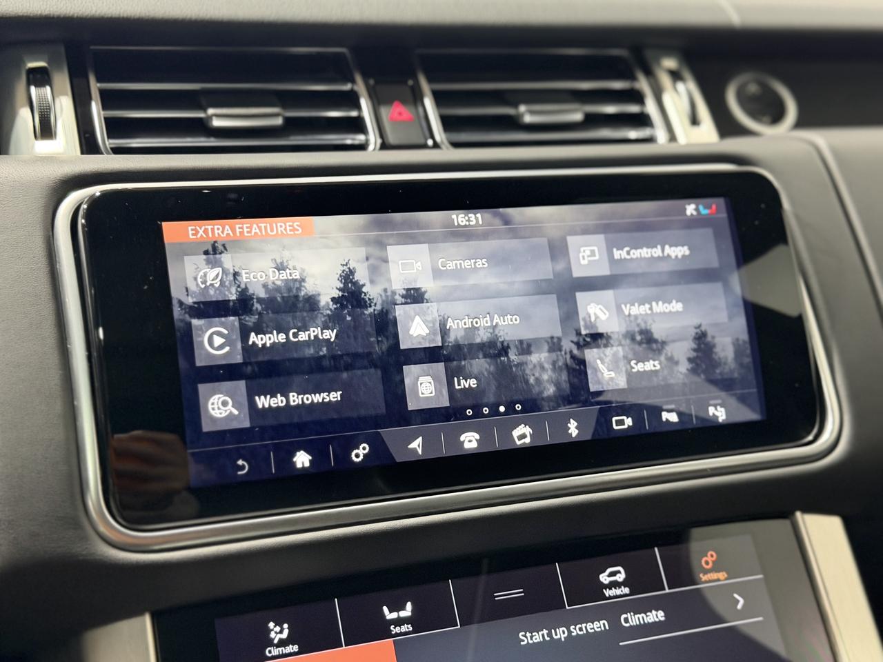 2019 Land Rover Range Rover SuperCharged Photo