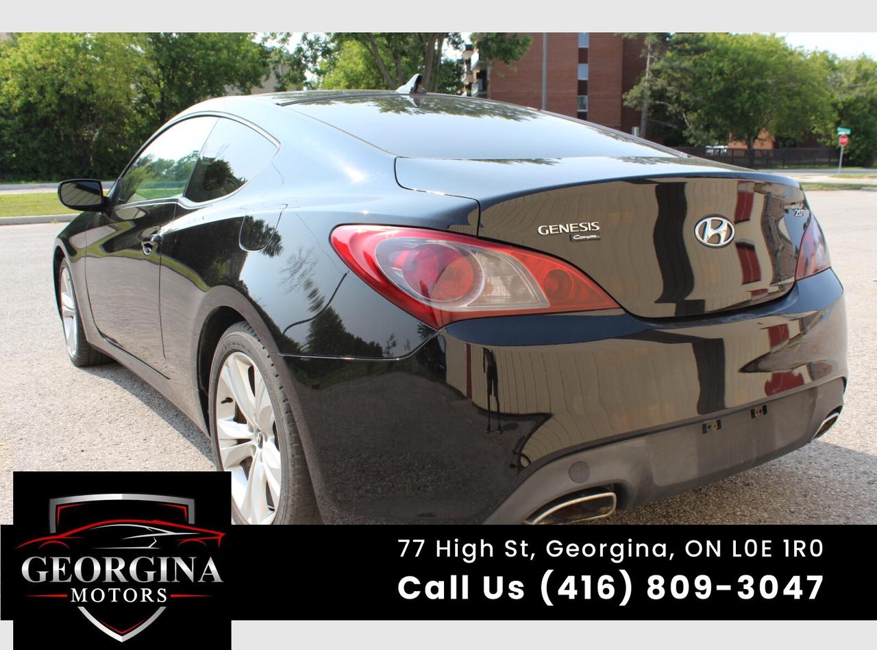 2011 Hyundai Genesis Coupe  Photo