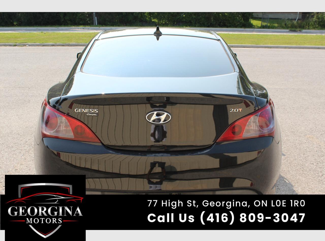 2011 Hyundai Genesis Coupe  Photo