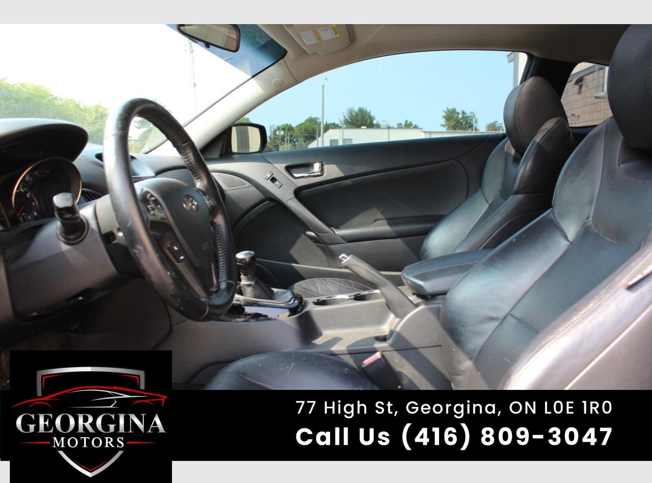 2011 Hyundai Genesis Coupe  Photo
