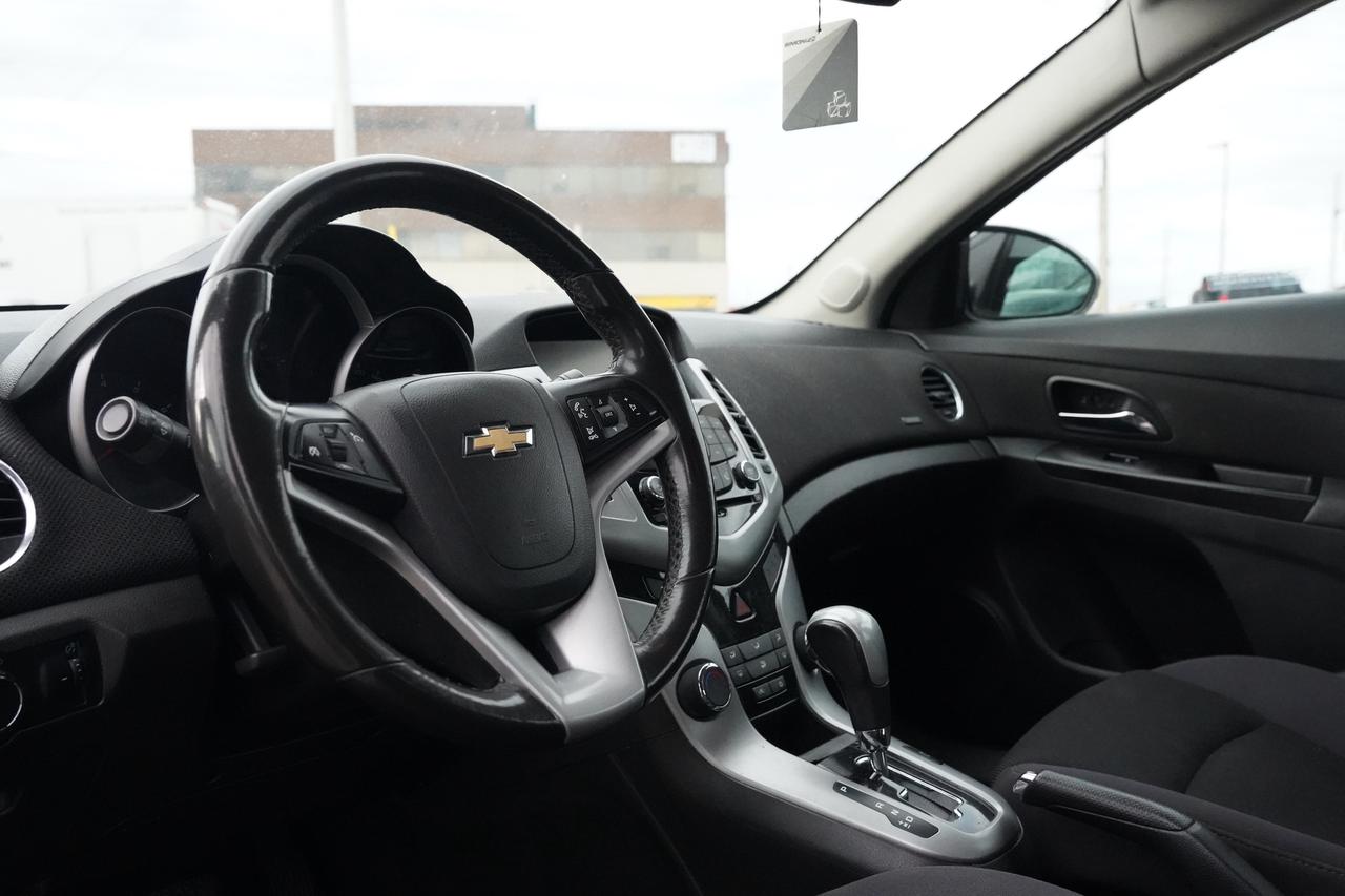 2013 Chevrolet Cruze 1LT/NAV/CAMERA/BLUETOOTH Photo