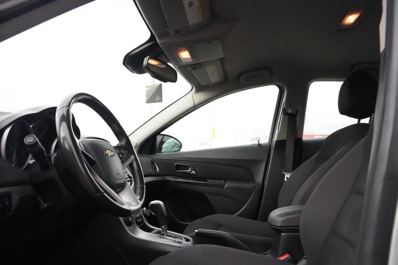 2013 Chevrolet Cruze 1LT/NAV/CAMERA/BLUETOOTH Photo