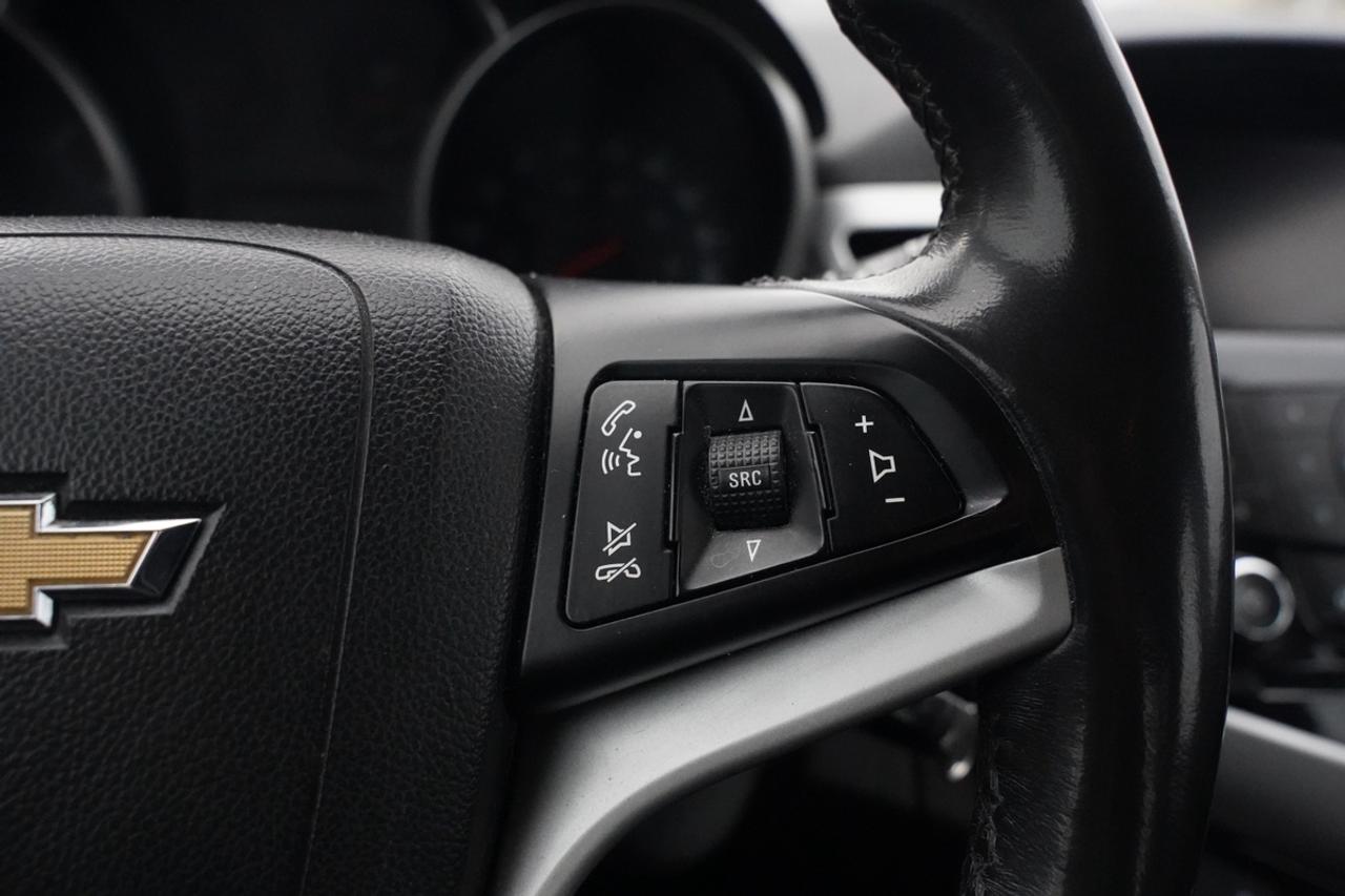 2013 Chevrolet Cruze 1LT/NAV/CAMERA/BLUETOOTH Photo
