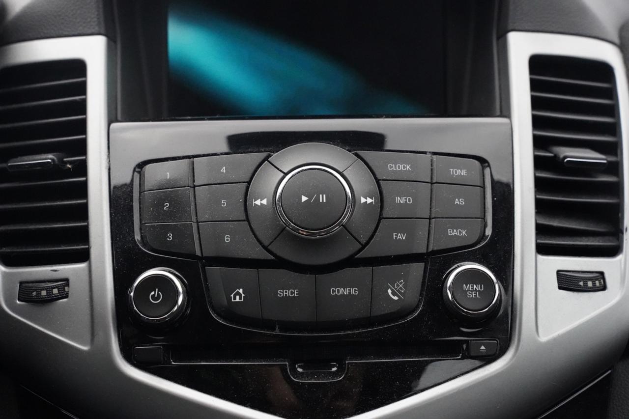 2013 Chevrolet Cruze 1LT/NAV/CAMERA/BLUETOOTH Photo