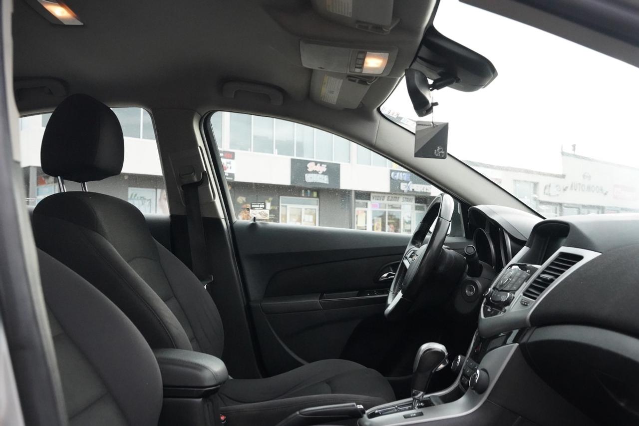 2013 Chevrolet Cruze 1LT/NAV/CAMERA/BLUETOOTH Photo