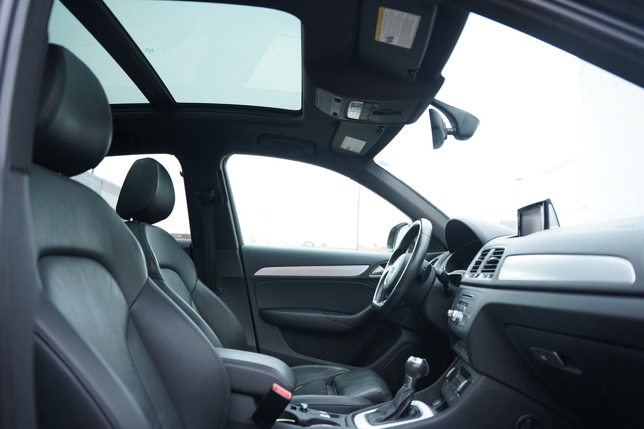 2018 Audi Q3 PROGRESSIV S LINE/NO ACCIDENTS/ LEATHER/SUNROOF Photo