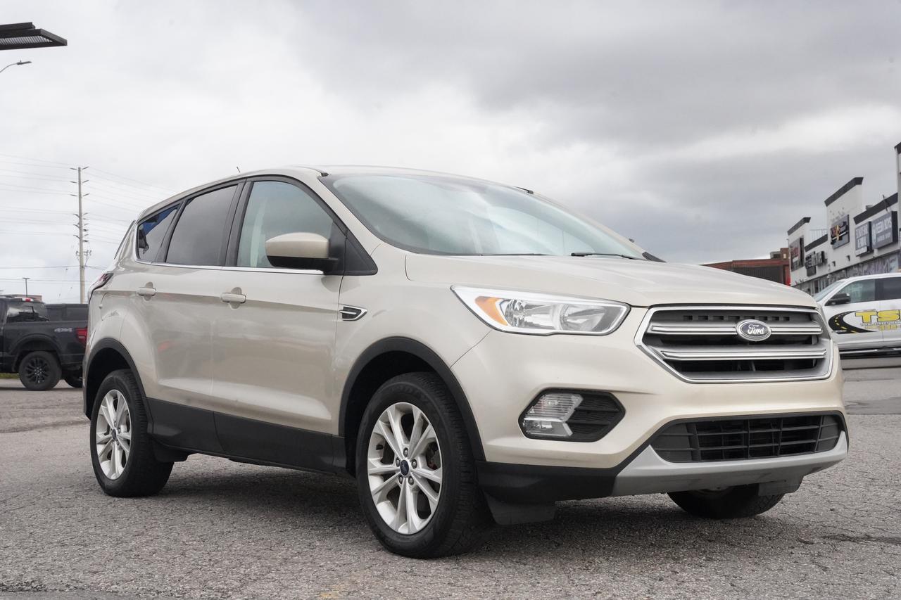 2017 Ford Escape SE/BACK UP CAM/AWD Photo2