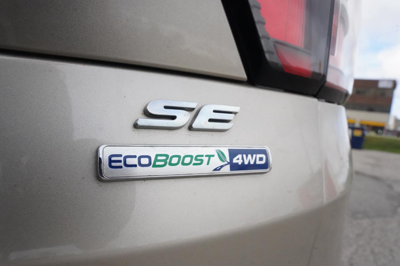 2017 Ford Escape SE/BACK UP CAM/AWD Photo