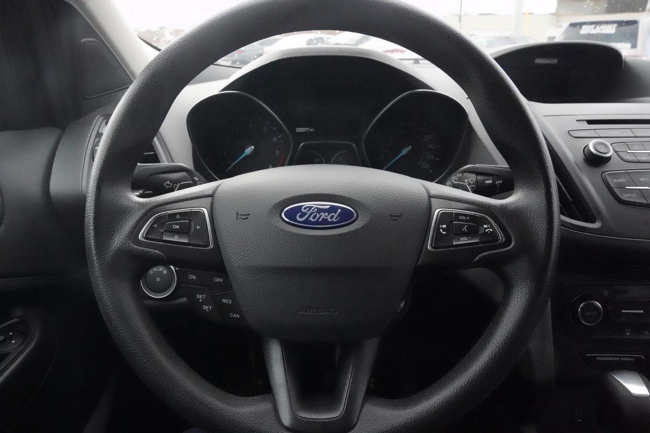 2017 Ford Escape SE/BACK UP CAM/AWD Photo