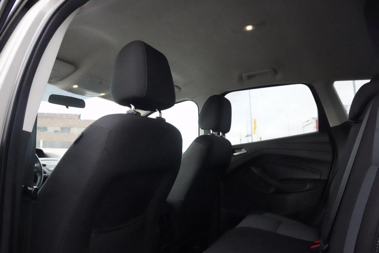 2017 Ford Escape SE/BACK UP CAM/AWD Photo