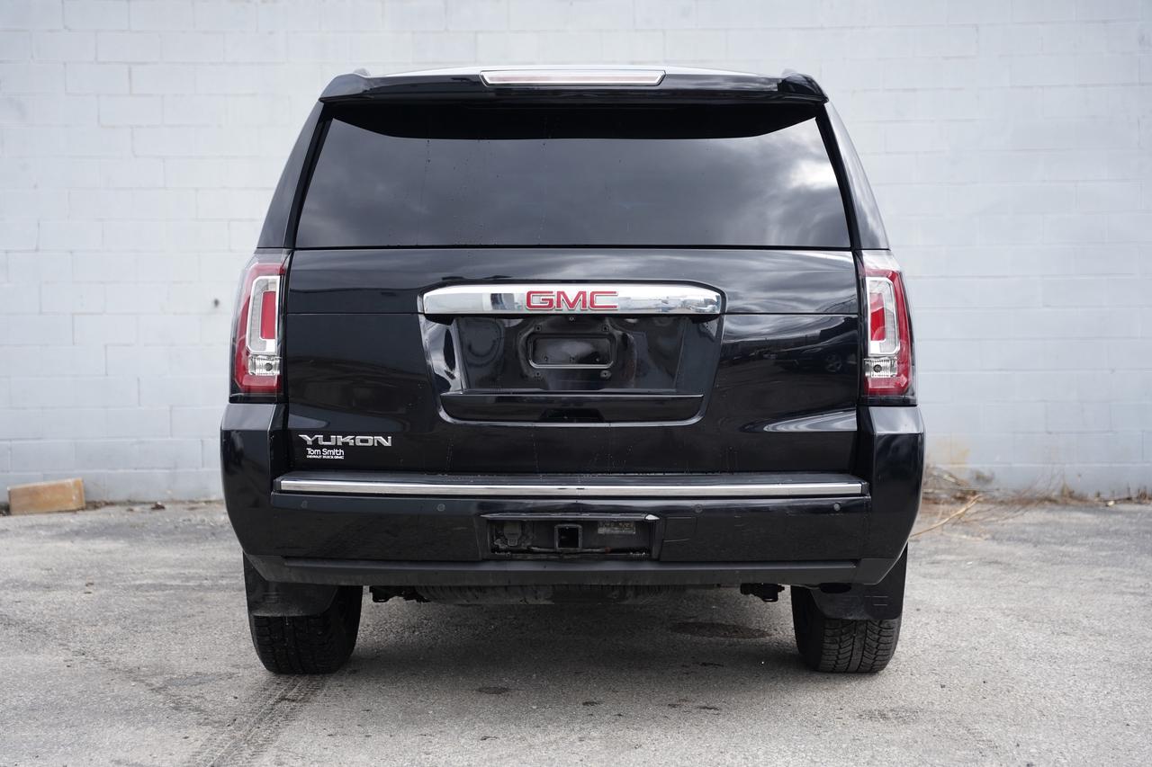 2015 GMC Yukon DENALI/6.2/7 PASS/DVD PLAYER/LOADED/NO ACCIDENTS Photo