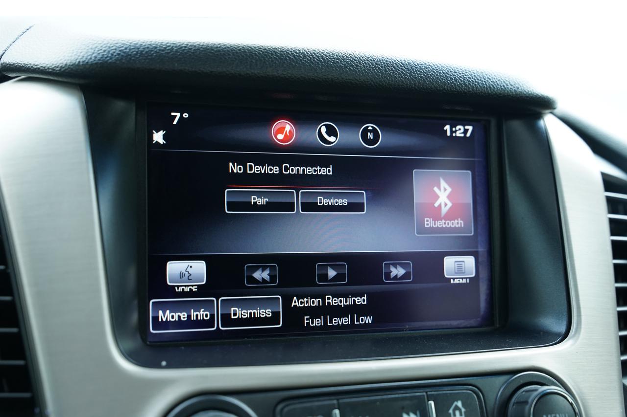 2015 GMC Yukon DENALI/6.2/7 PASS/DVD PLAYER/LOADED/NO ACCIDENTS Photo