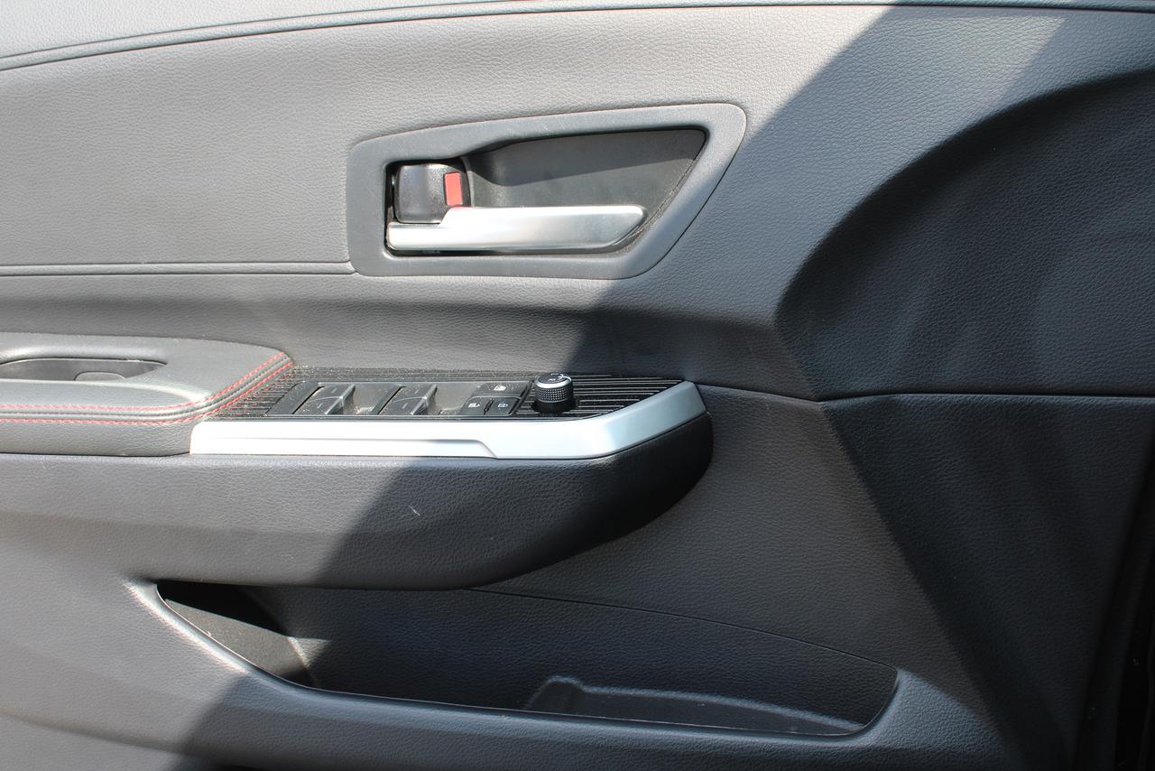 2025 Toyota Sienna XSE AWD Photo