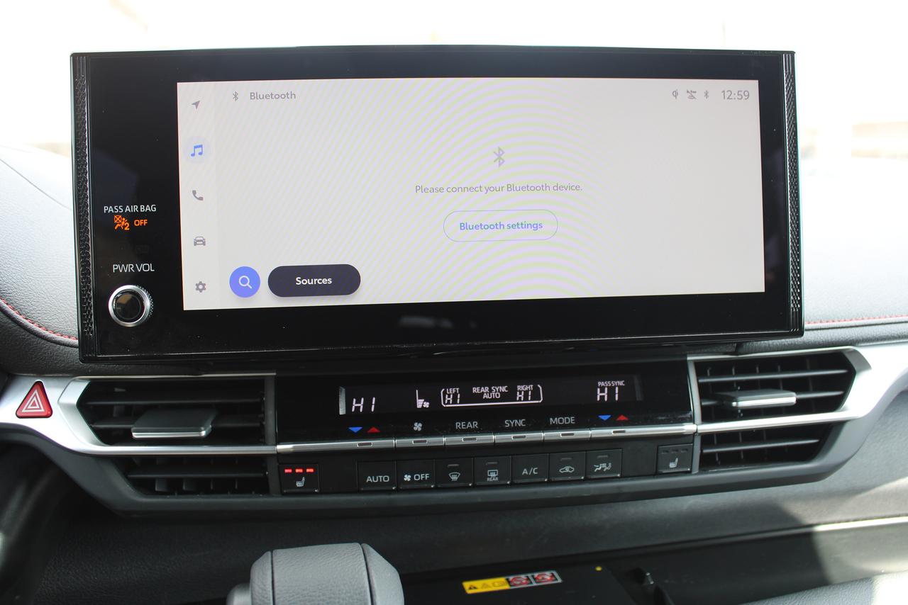 2025 Toyota Sienna XSE AWD Photo