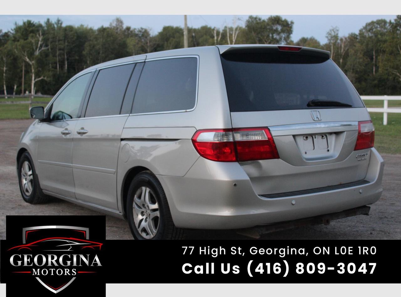2005 Honda Odyssey Touring Photo3