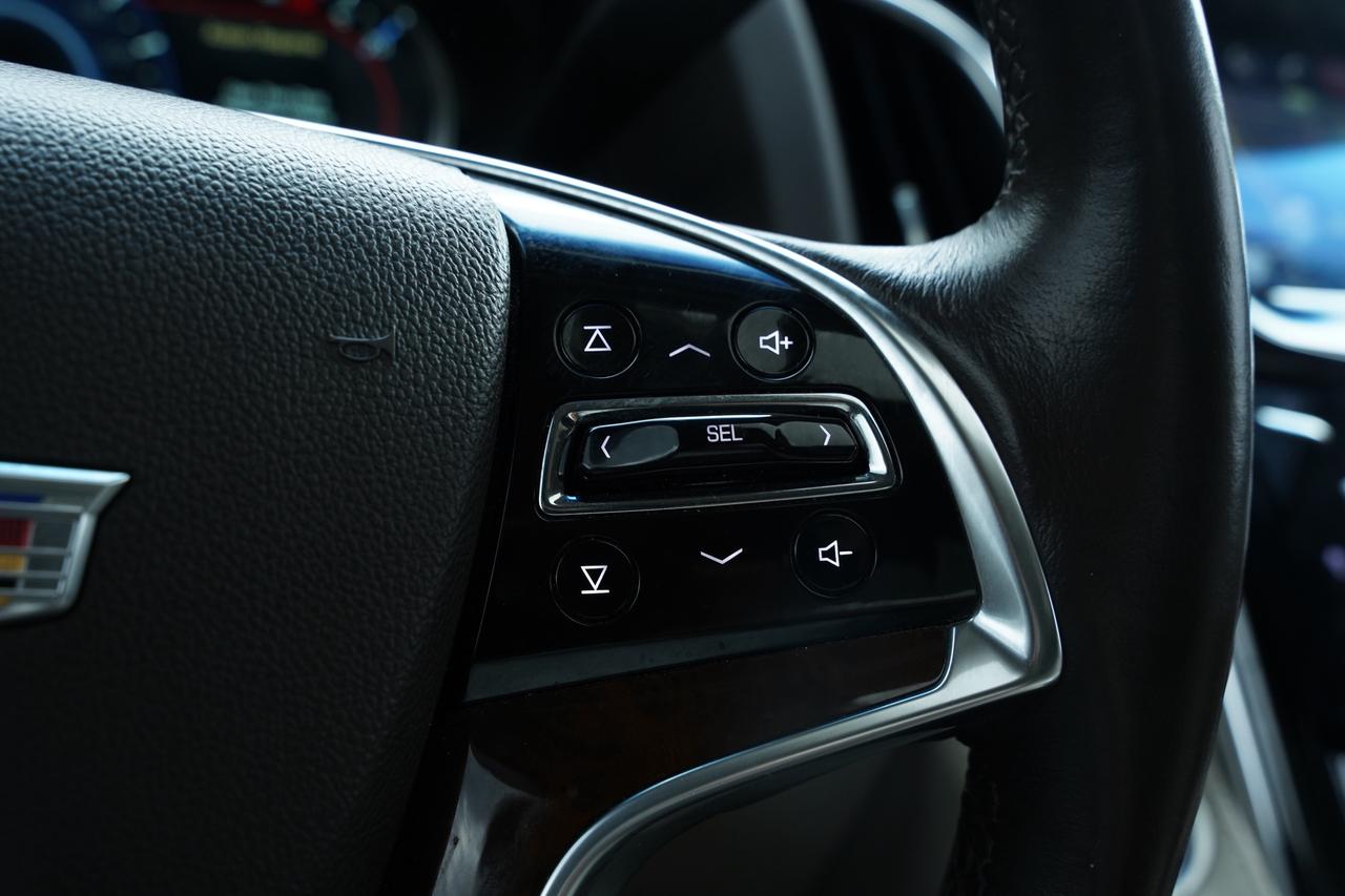 2016 Cadillac Escalade Premium/FULLY LOADED//7 PASS/ NO ACCIDENTS Photo