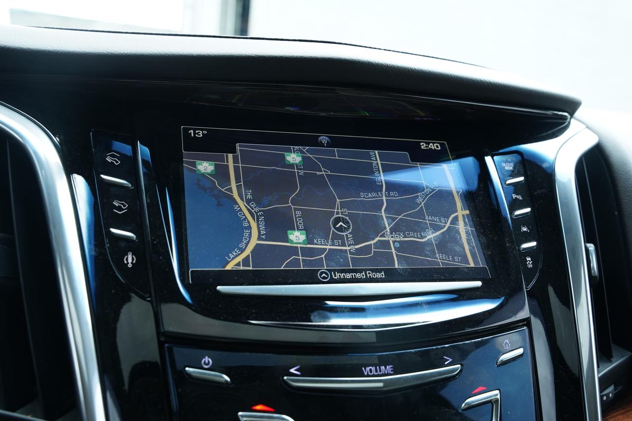 2016 Cadillac Escalade Premium/FULLY LOADED//7 PASS/ NO ACCIDENTS Photo