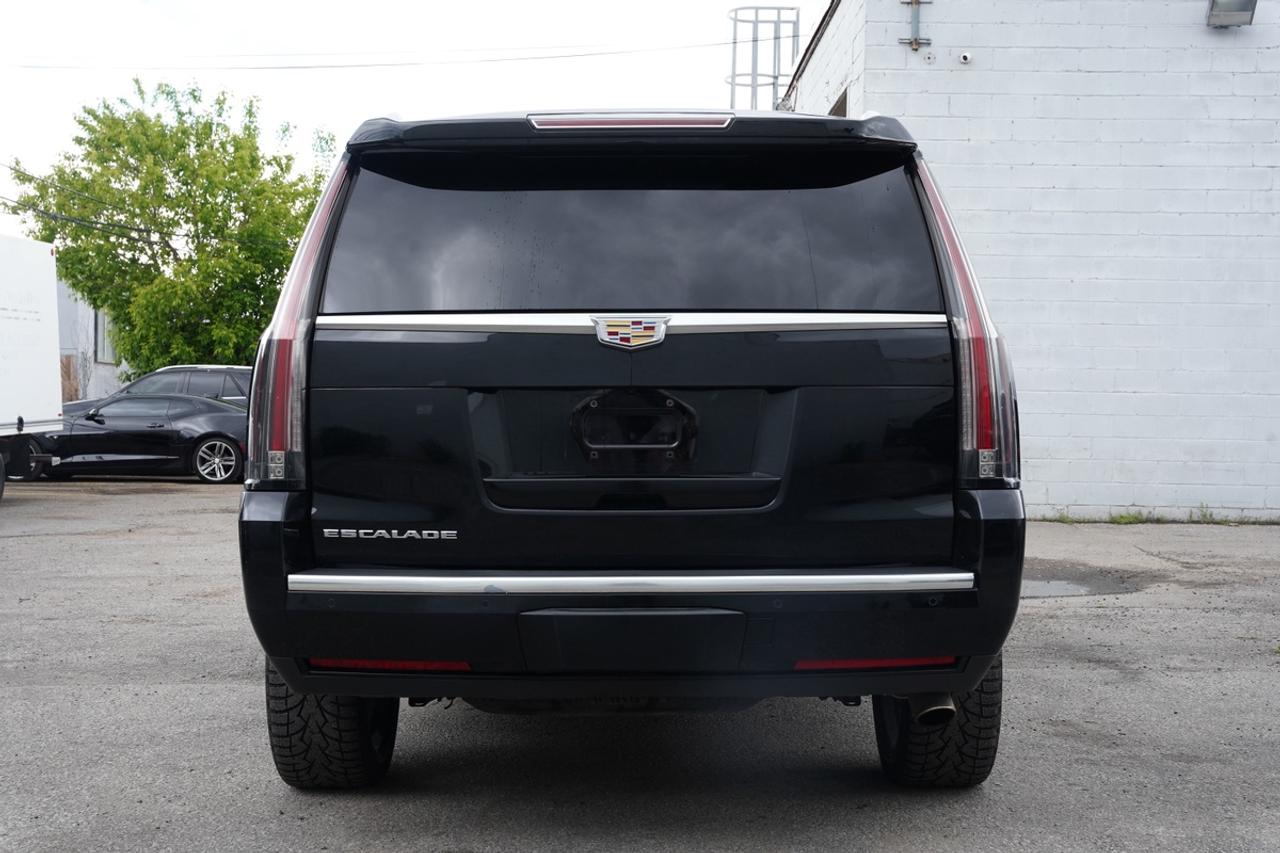 2016 Cadillac Escalade Premium/FULLY LOADED//7 PASS/ NO ACCIDENTS Photo