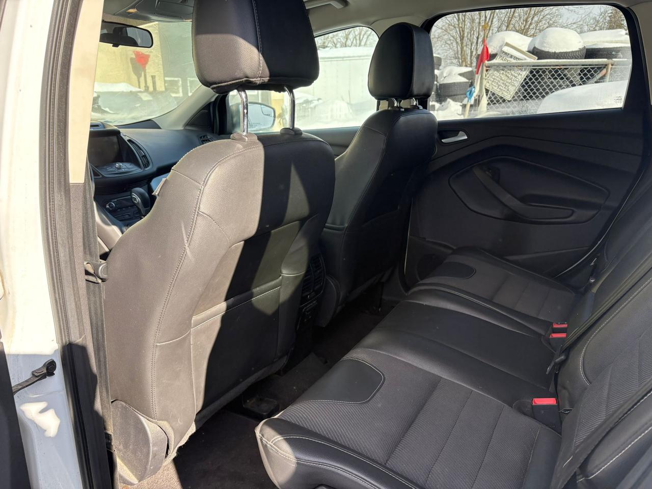 2015 Ford Escape SE Photo