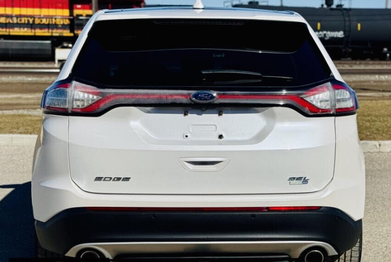 2015 Ford Edge SEL Photo2