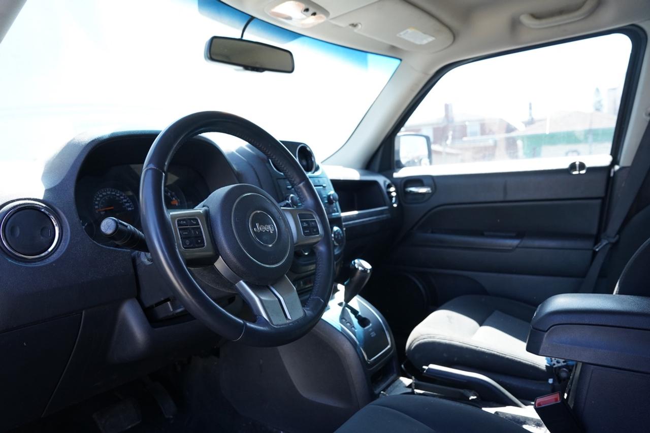 2015 Jeep Patriot SPORT PKG/AUTOMATIC/NO ACCIDENTS Photo