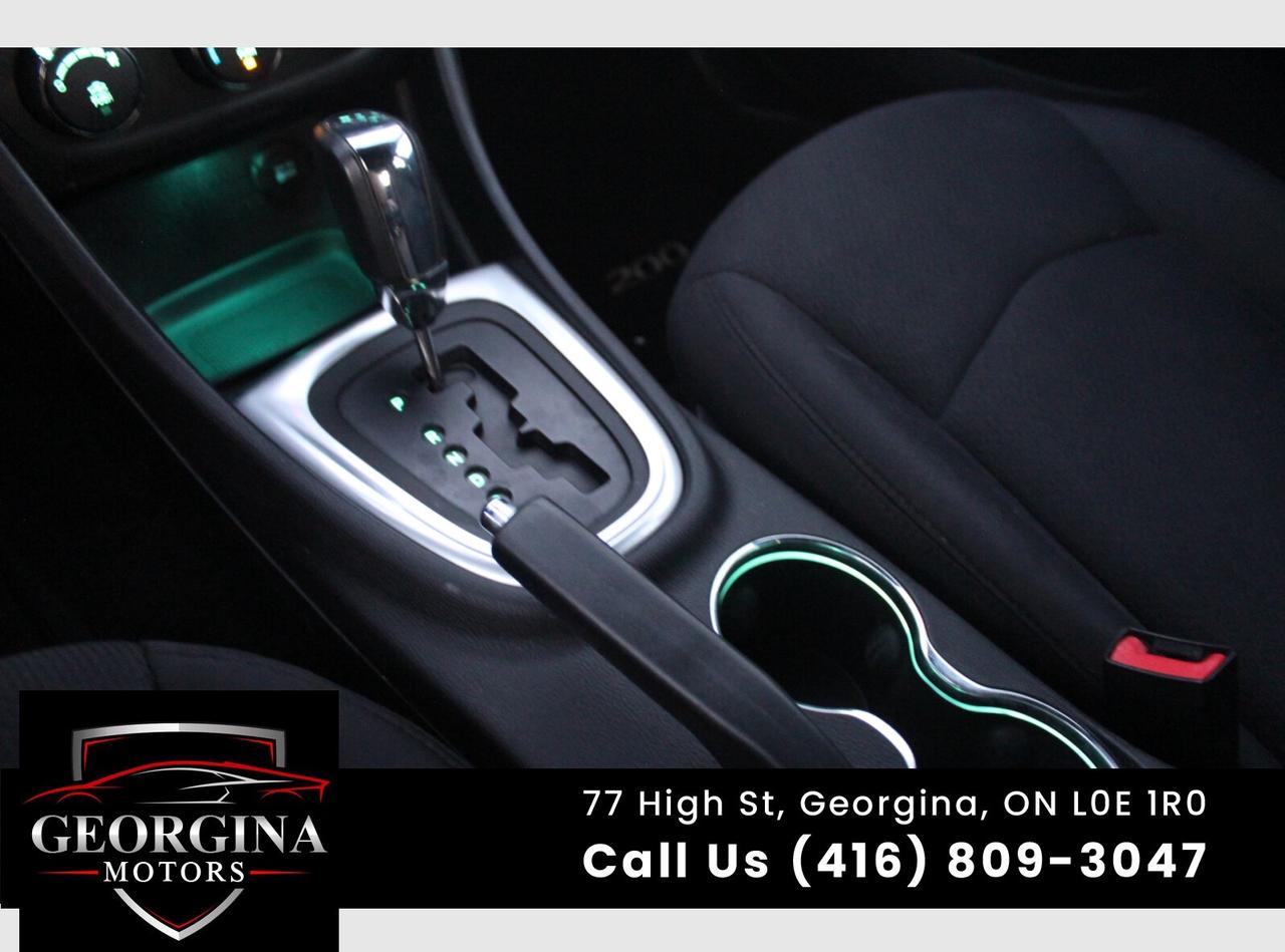 2012 Chrysler 200 LX Photo