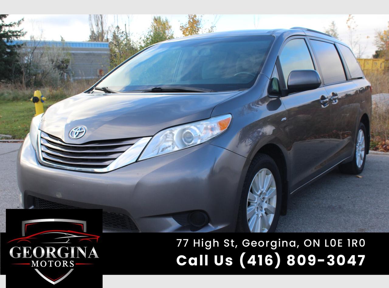 2017 Toyota Sienna LE Photo