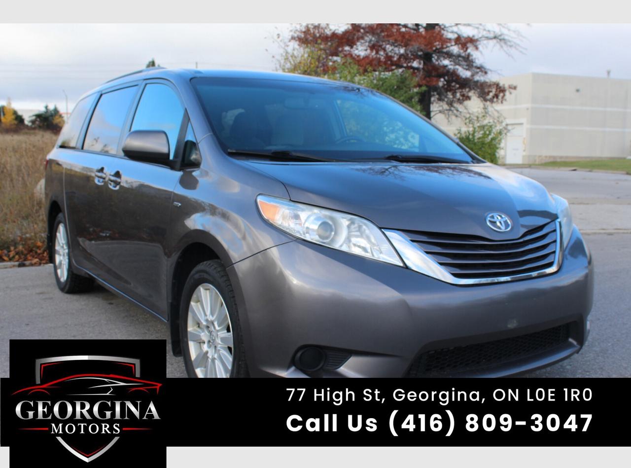 2017 Toyota Sienna LE Photo