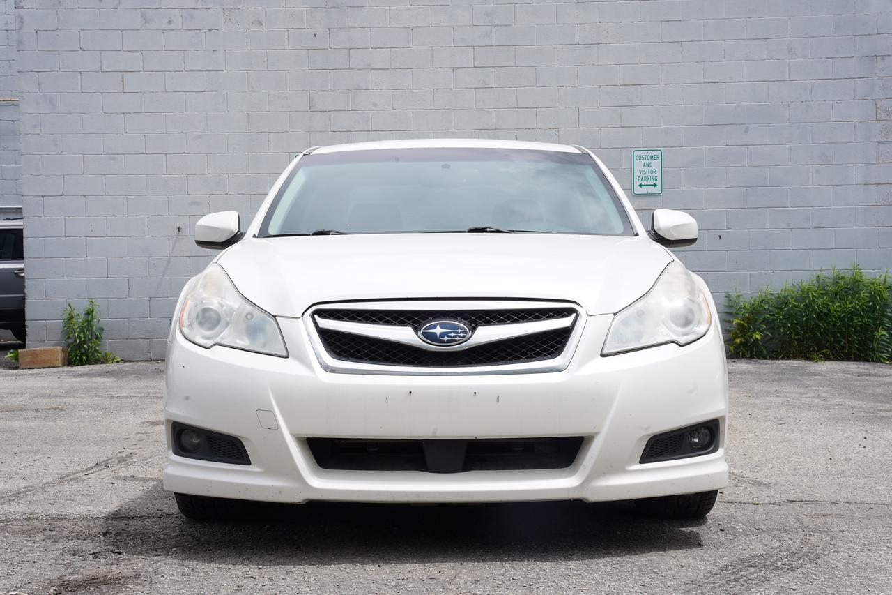 2011 Subaru Legacy 3.6R Limited/AWD/NO ACCIDENTS/FRESH TRADE Photo