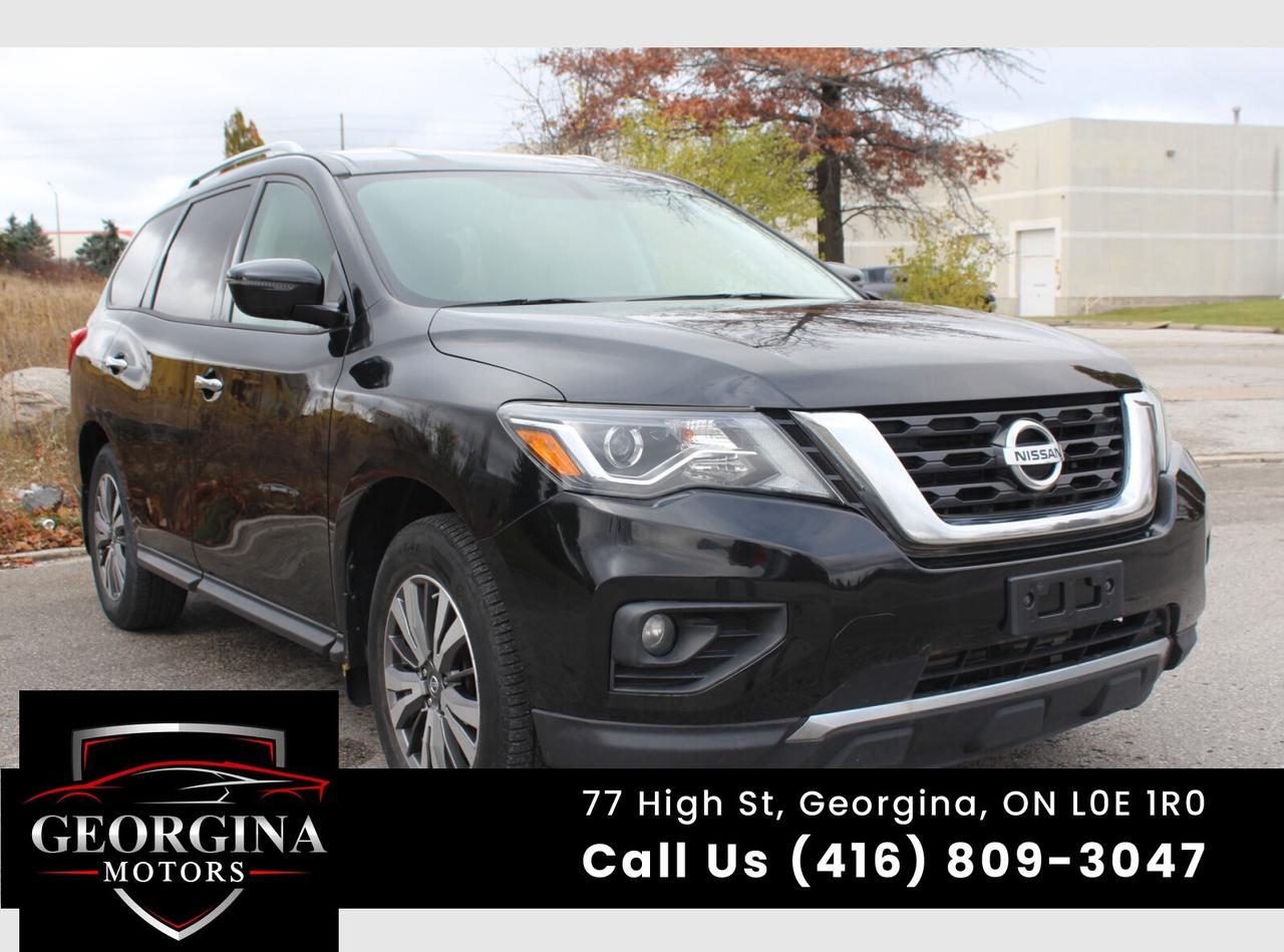 2017 Nissan Pathfinder Platinum Photo