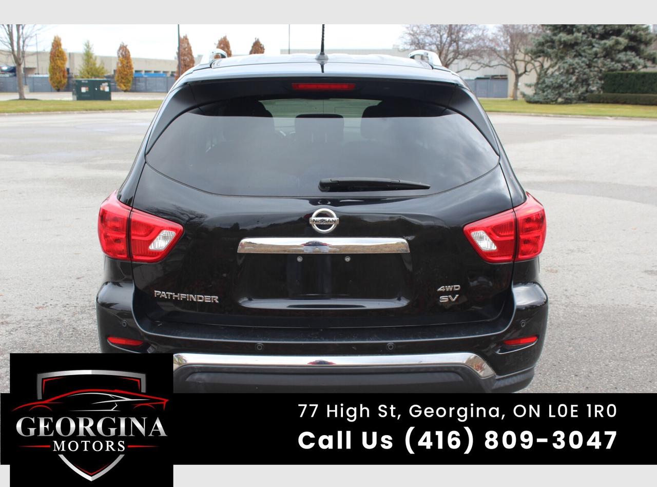 2017 Nissan Pathfinder Platinum Photo