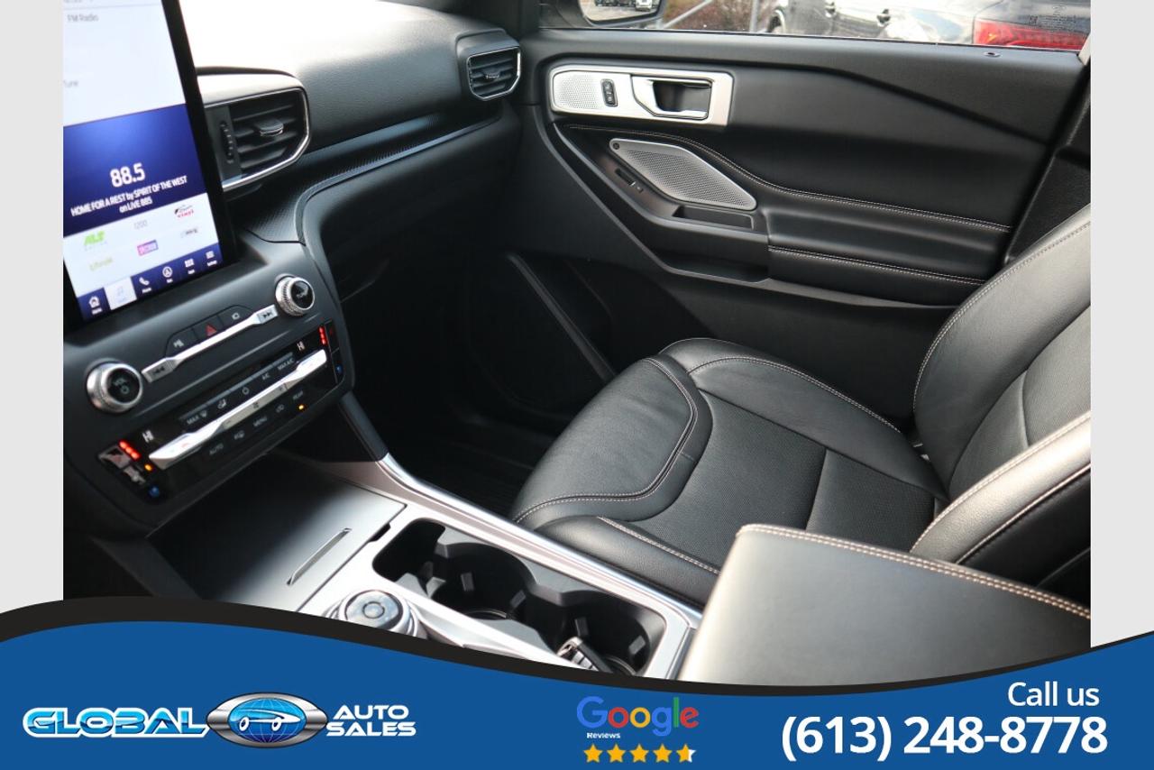 2020 Ford Explorer ST Photo