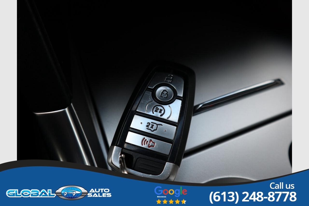 2020 Ford Explorer ST Photo