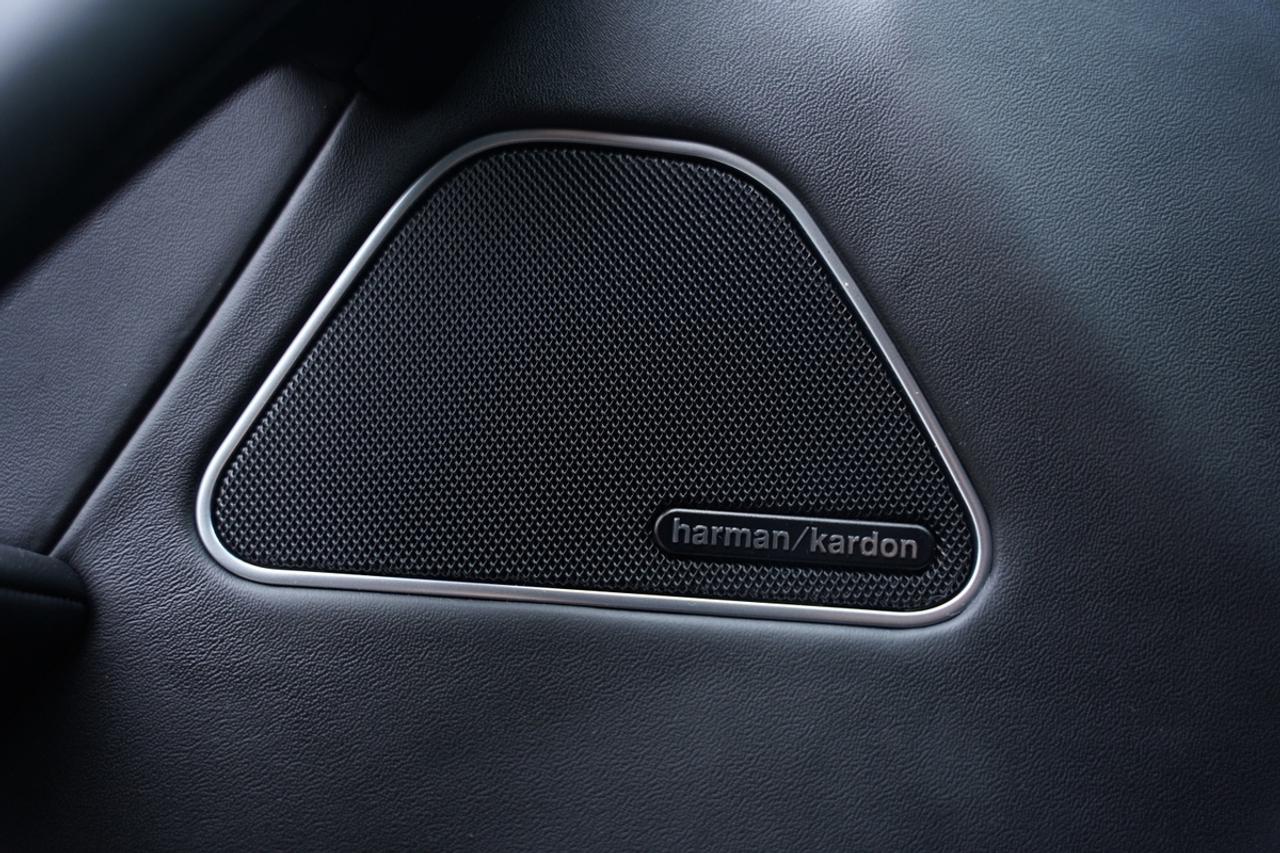 2018 Maserati Levante GranLusso/NO ACCIDENT/AWD/PANO/RED STITCH Photo