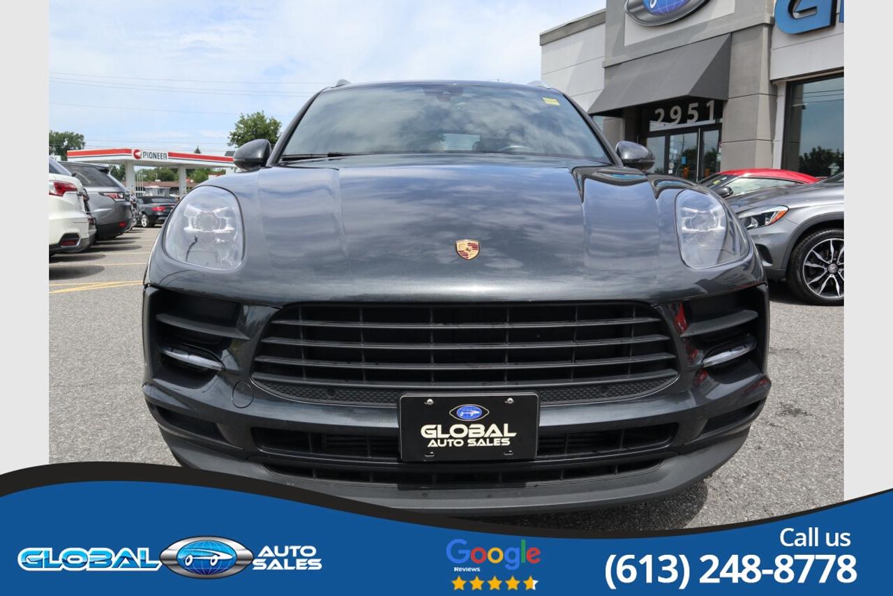 2021 Porsche Macan  Photo