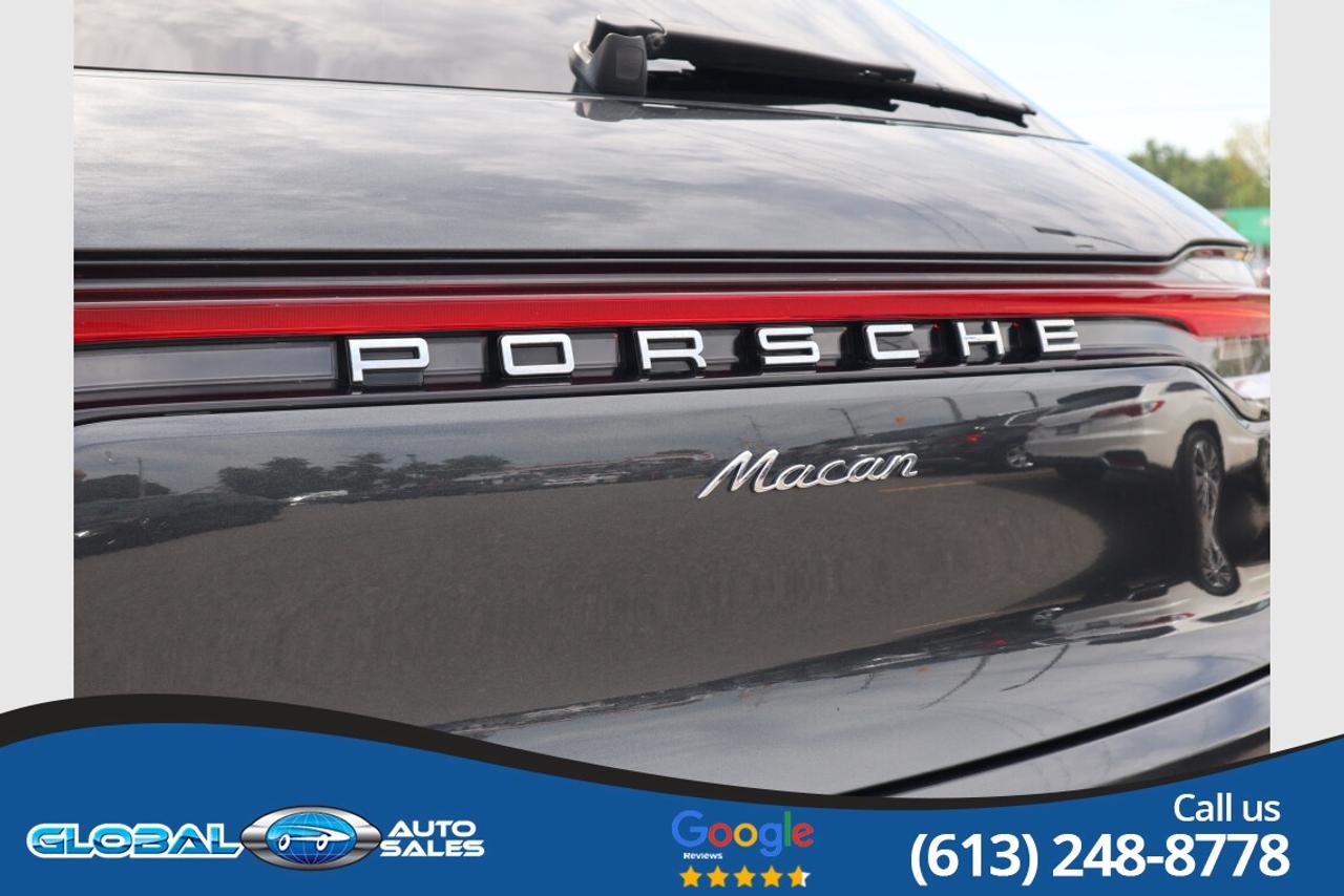 2021 Porsche Macan  Photo