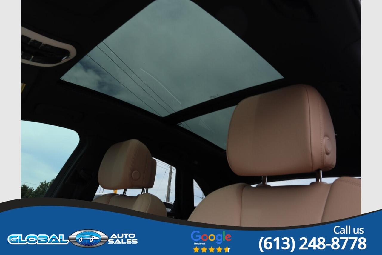 2021 Porsche Macan  Photo