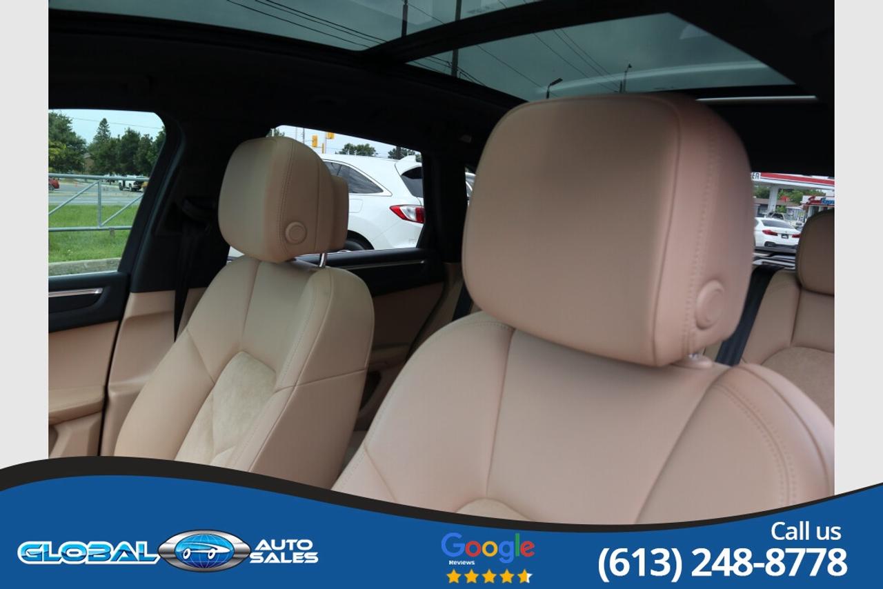 2021 Porsche Macan  Photo