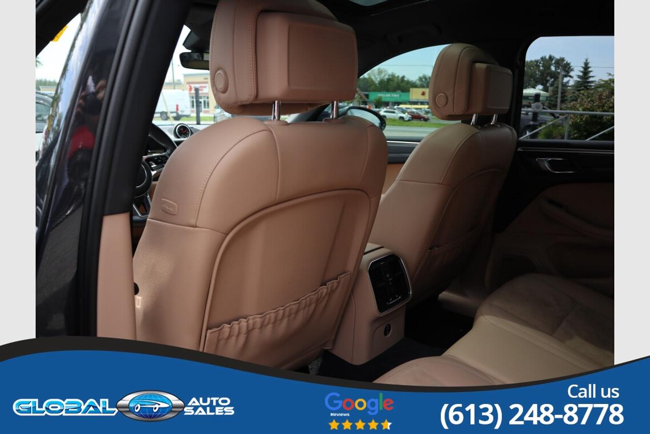 2021 Porsche Macan  Photo