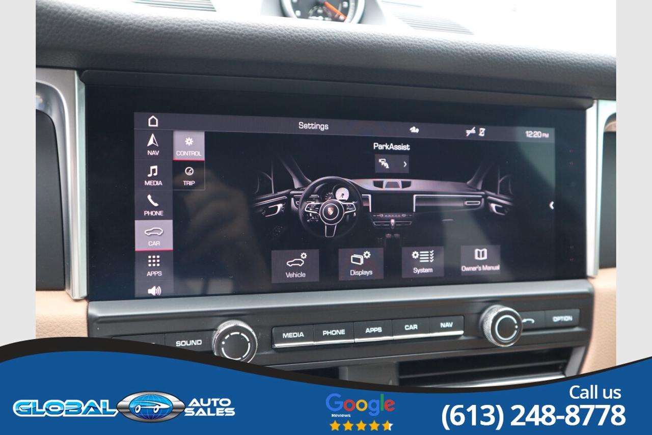 2021 Porsche Macan  Photo