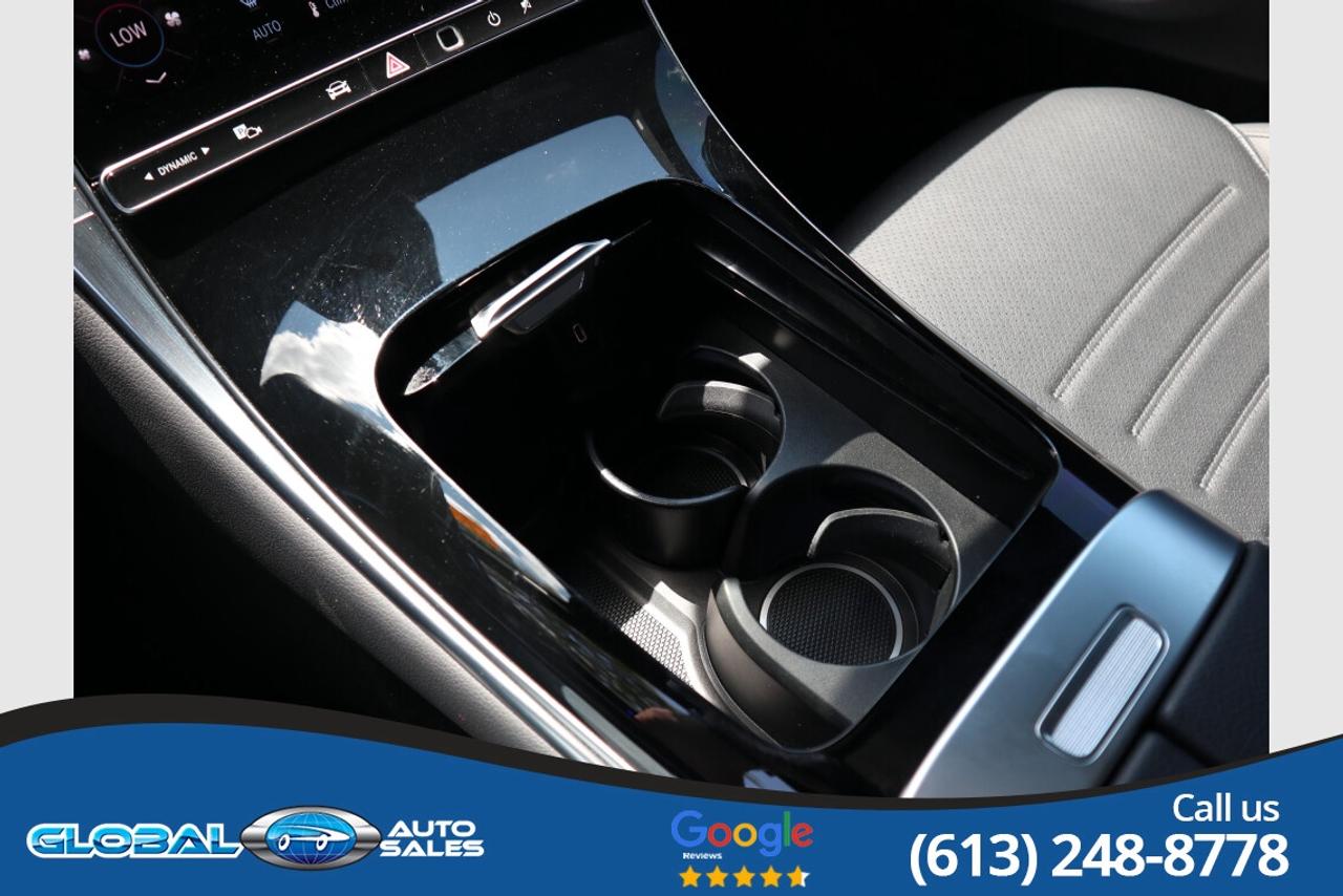 2025 Mercedes-Benz GLC-Class 300 Photo