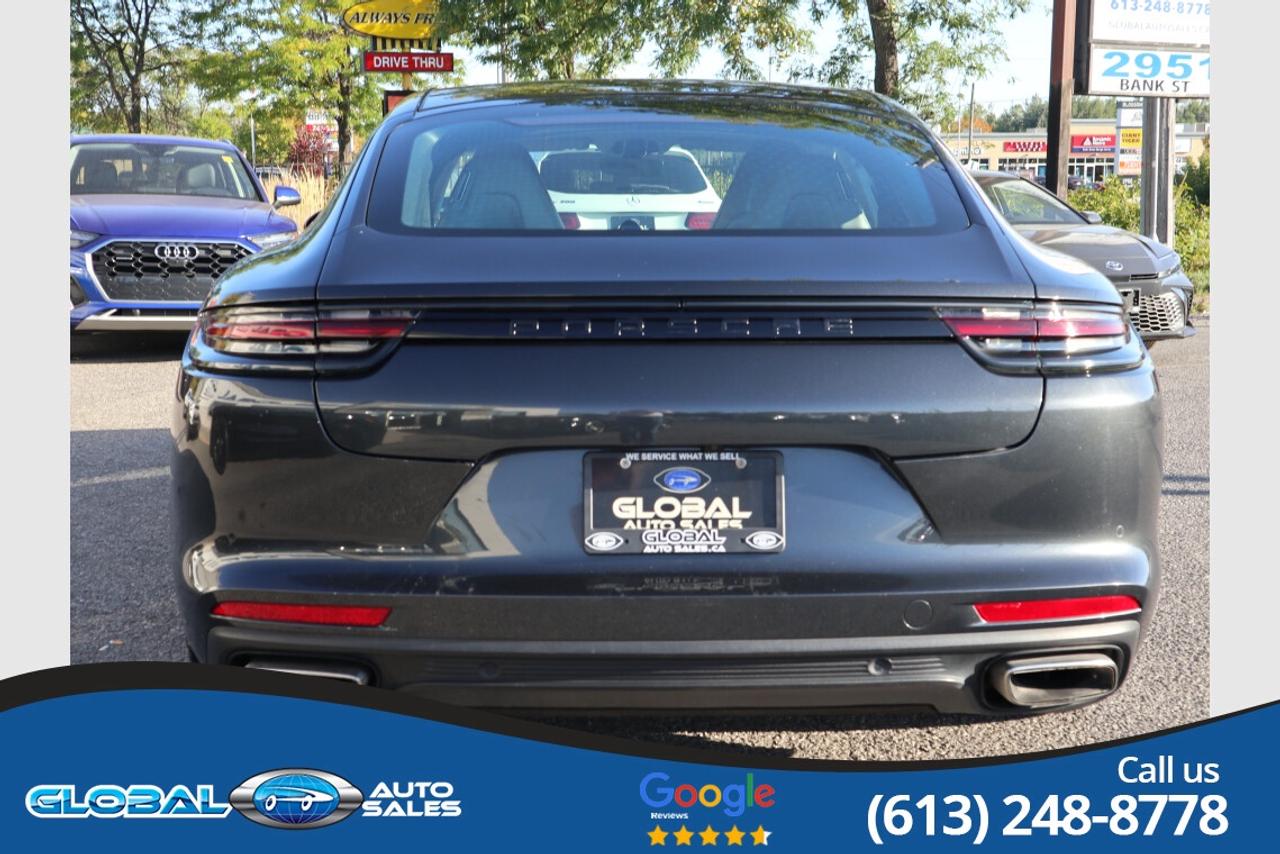2017 Porsche Panamera 4 Photo