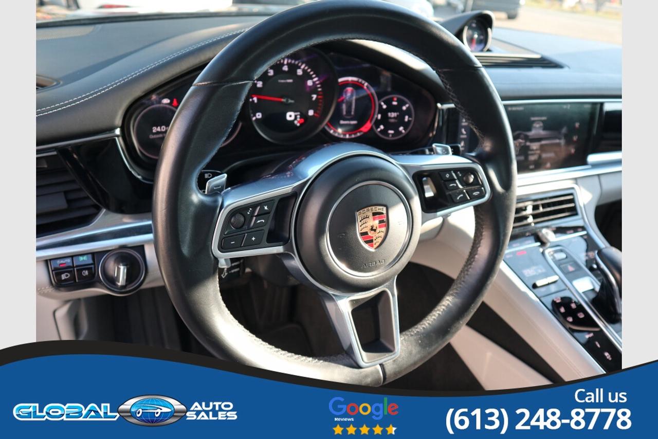 2017 Porsche Panamera 4 Photo