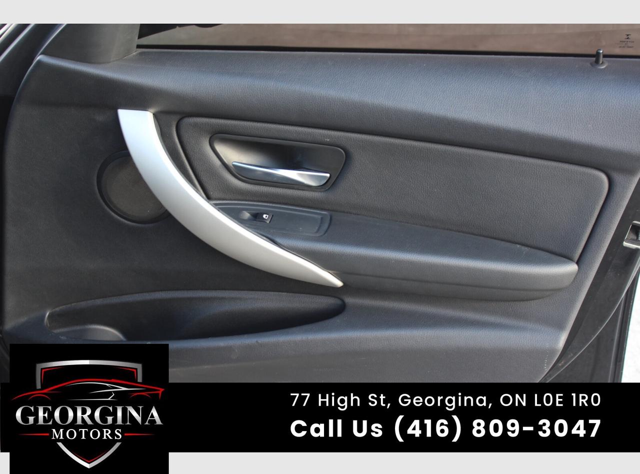 2014 BMW 3-Series 320i Photo