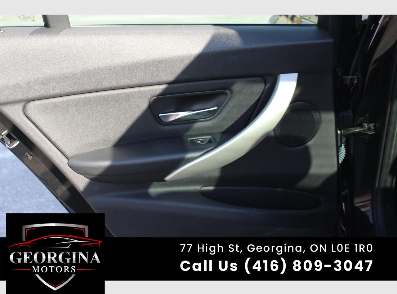 2014 BMW 3-Series 320i Photo