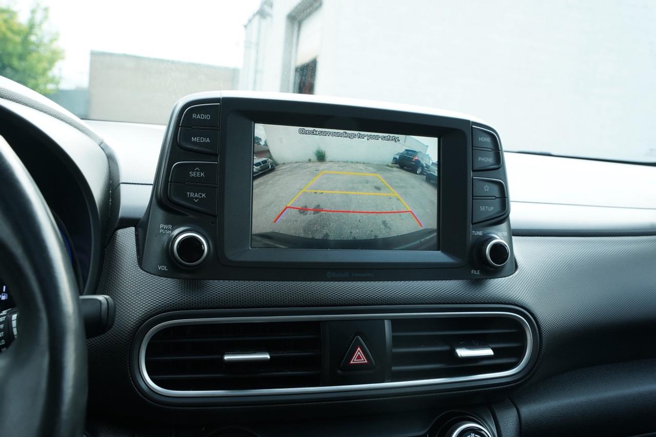 2020 Hyundai KONA SEL/ LUXURY/SUNROOF/ LEATHER/ APPLE CARPLAY/ NO AC Photo