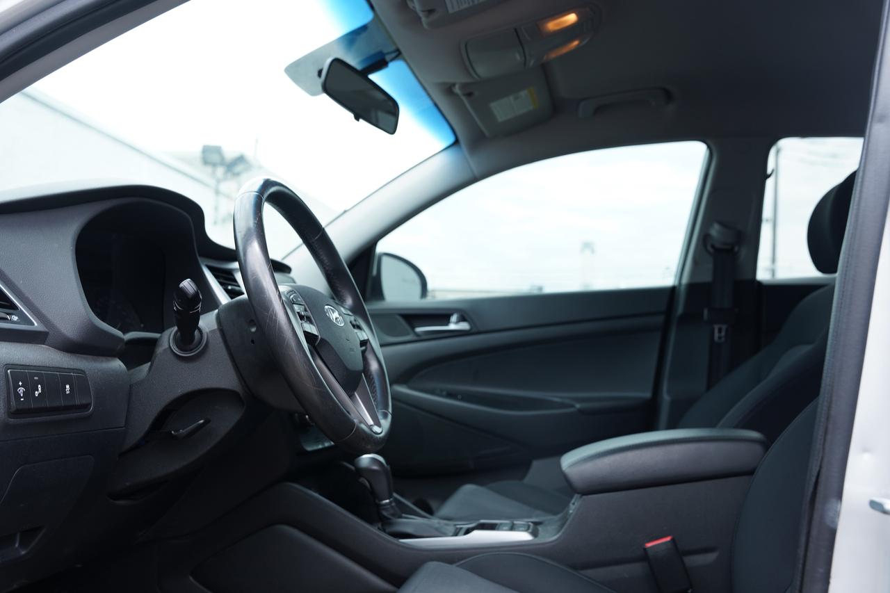 2016 Hyundai Tucson SE/NO ACCIDENTS/2.0L Photo