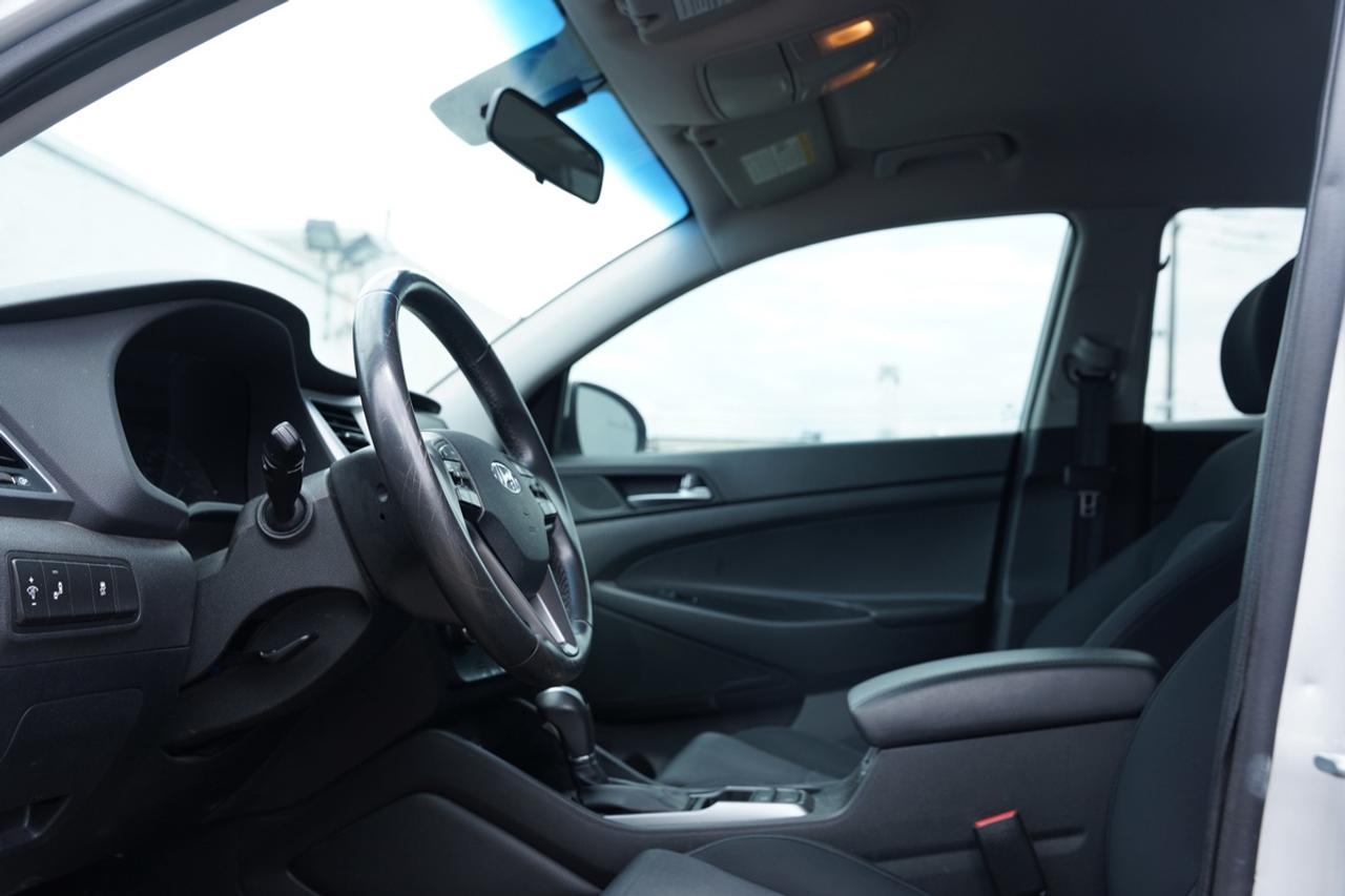 2016 Hyundai Tucson SE/NO ACCIDENTS/2.0L Photo